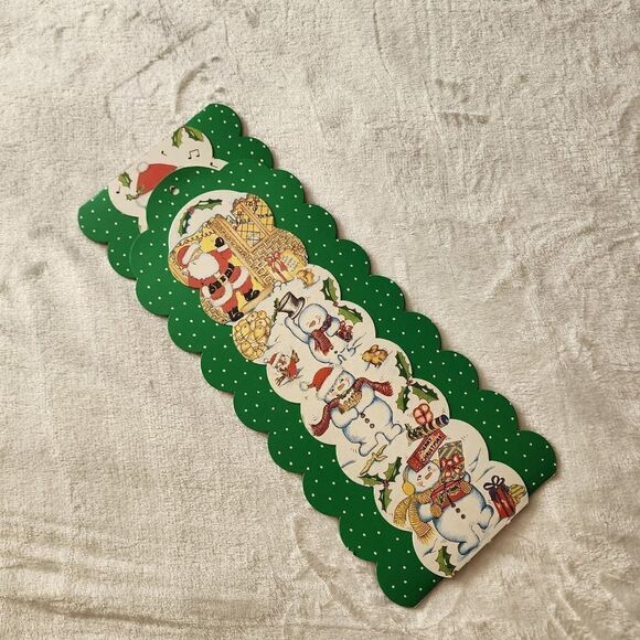 Vintage Christmas Cardboard Wall Decor with Santa and Snowmen - Picture 9 of 10